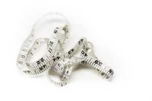 ナイトブラがダイエット中のサイズ変化にどう対応するか？